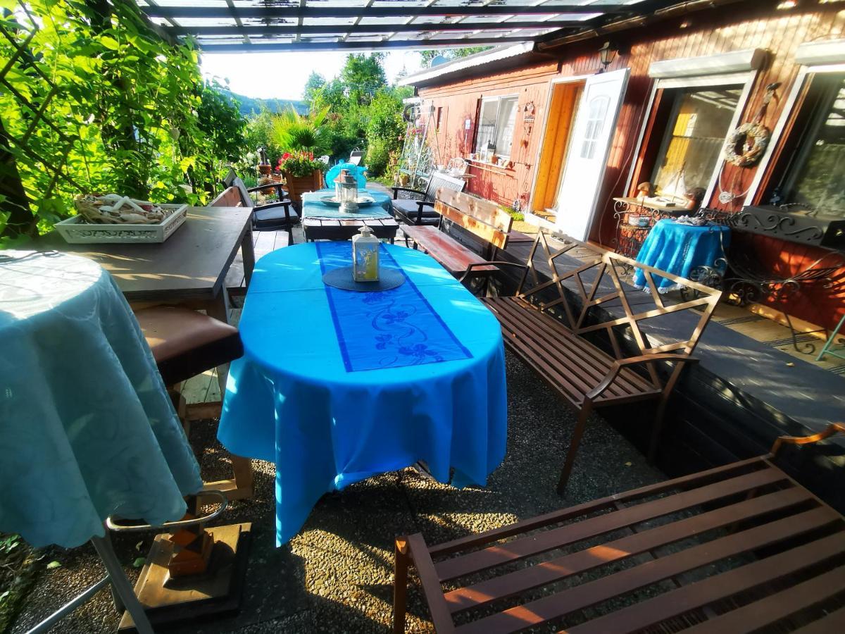 Ferienhaus Mit Riesen Garten, Drei Terrassen, Toller Aussicht Am Waldrand, Auch Als Monteur-Wohnung Hemer Exteriör bild